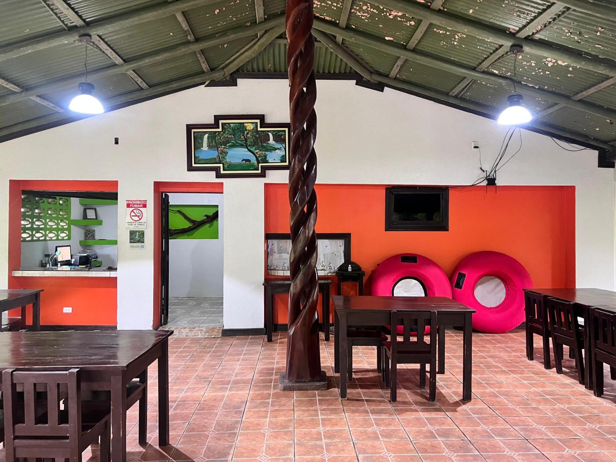 Hotel Catarata Río Celeste Bijagua Esterno foto